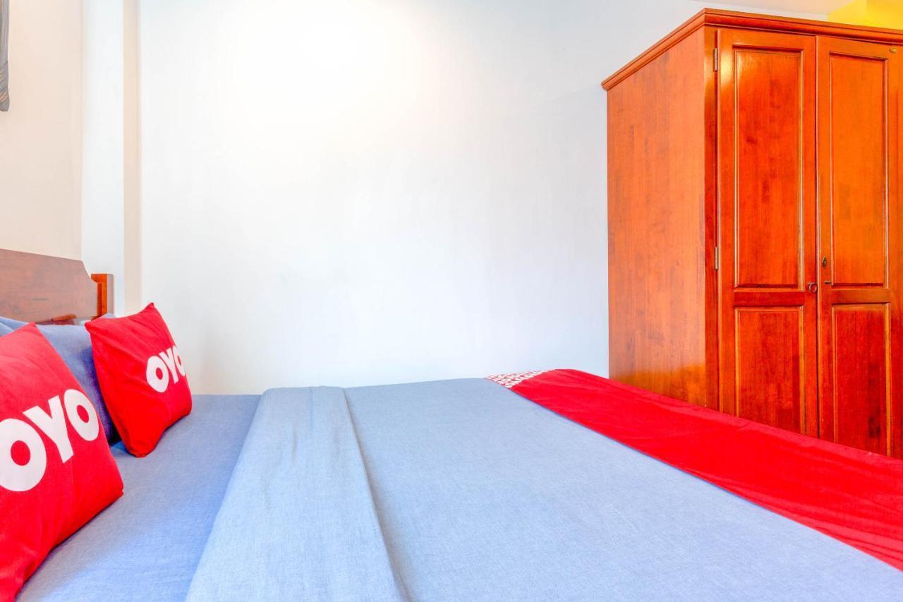Oyo 1093 De Nawarat Chiang Mai Boutique Apartment Exteriör bild