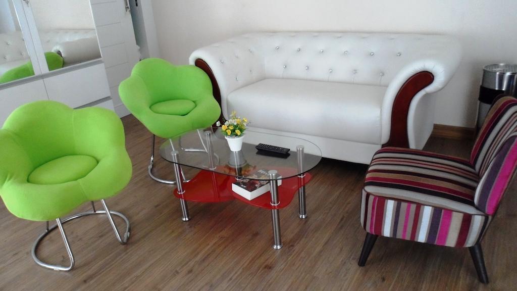 Oyo 1093 De Nawarat Chiang Mai Boutique Apartment Exteriör bild