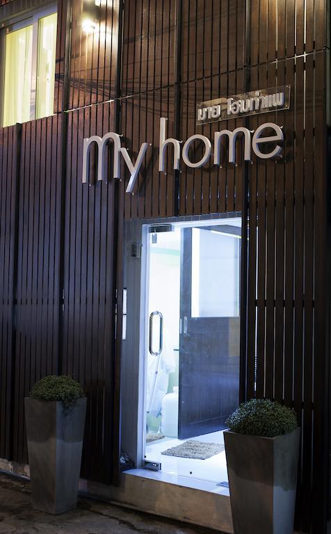 Oyo 1093 De Nawarat Chiang Mai Boutique Apartment Exteriör bild